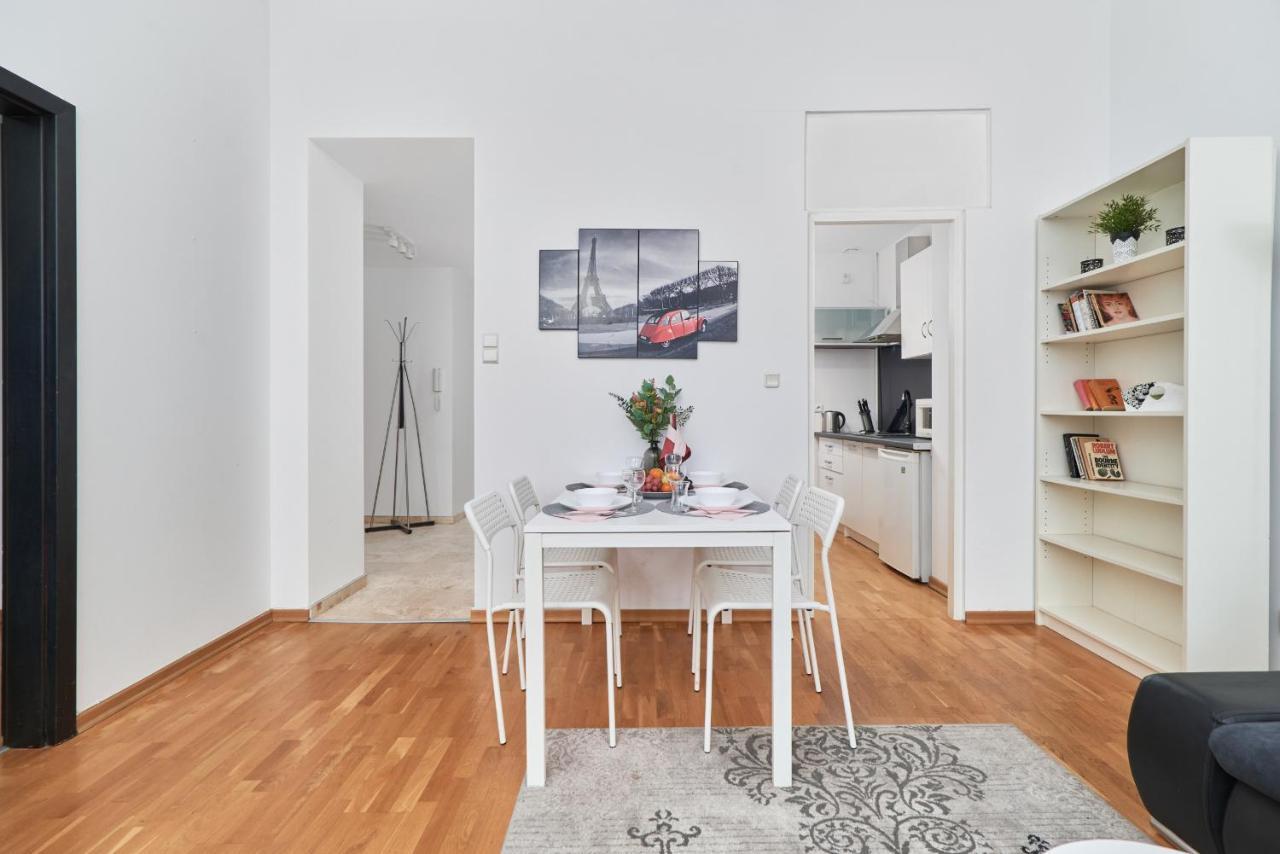 Rynek Apartment The Heart Of The City By Noclegi Renters Wrocław Exteriör bild